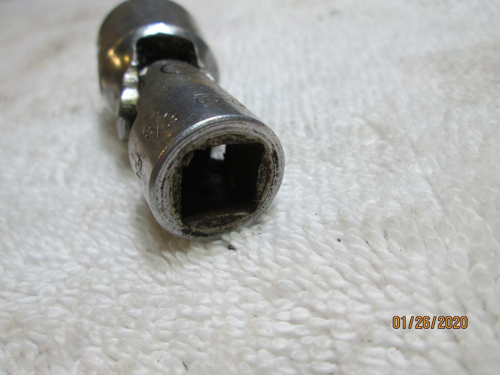 Snap On Tools 3/8″ Drive Swivel Universal 5/8″ Socket FVU20