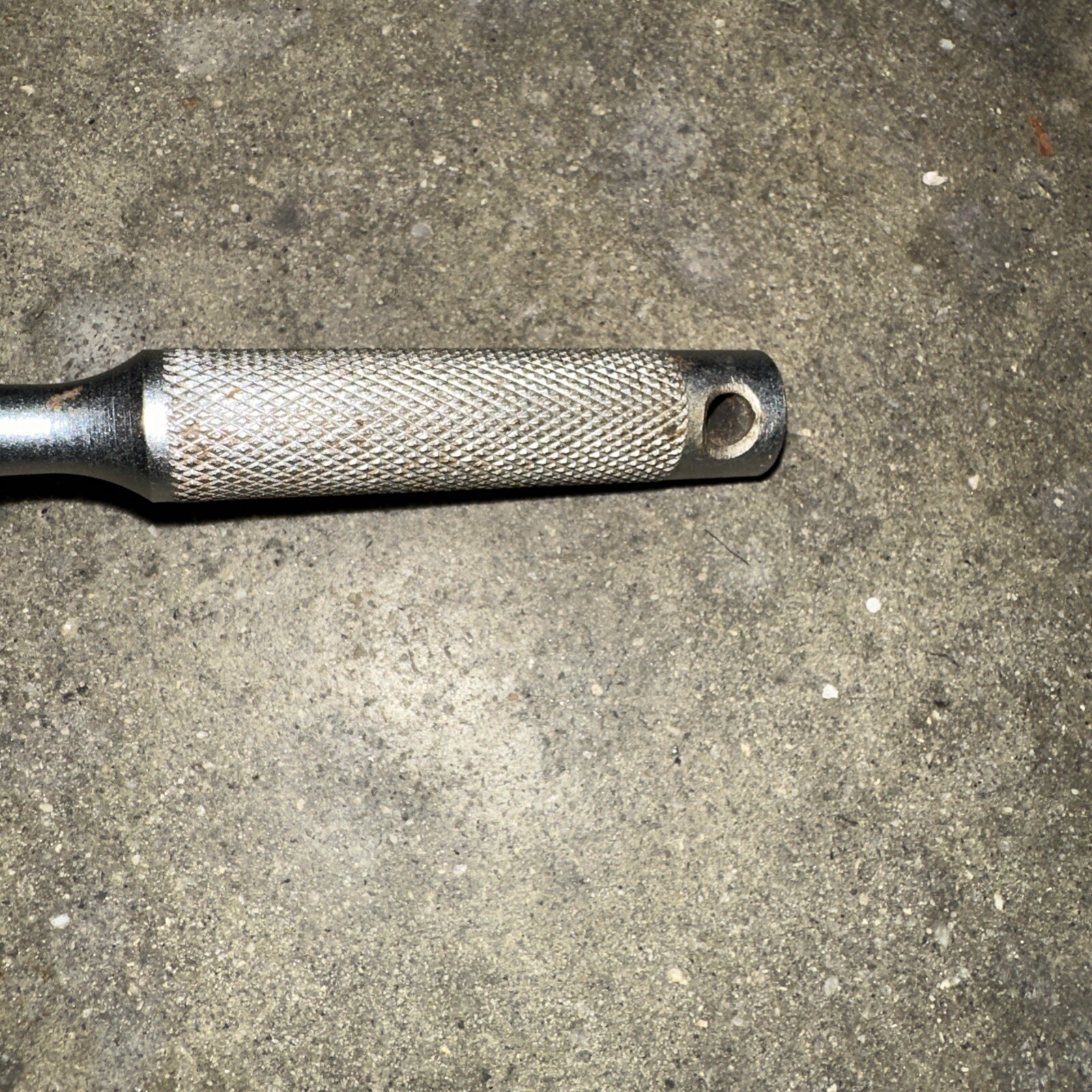 Husky CM-50 1/4″ Flex Handle Breaker Bar
