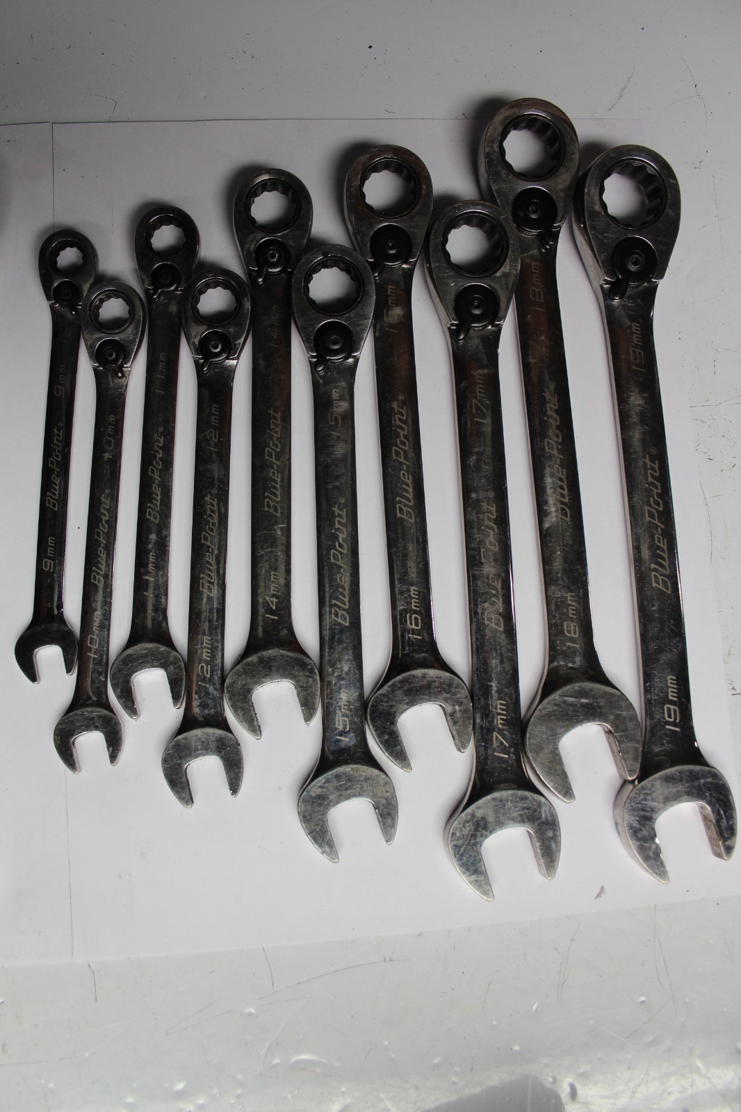BLUE-POINT TOOLS 12-P METRIC & SAE 15° Offset Ratcheting Box/Open-End Wrench Set