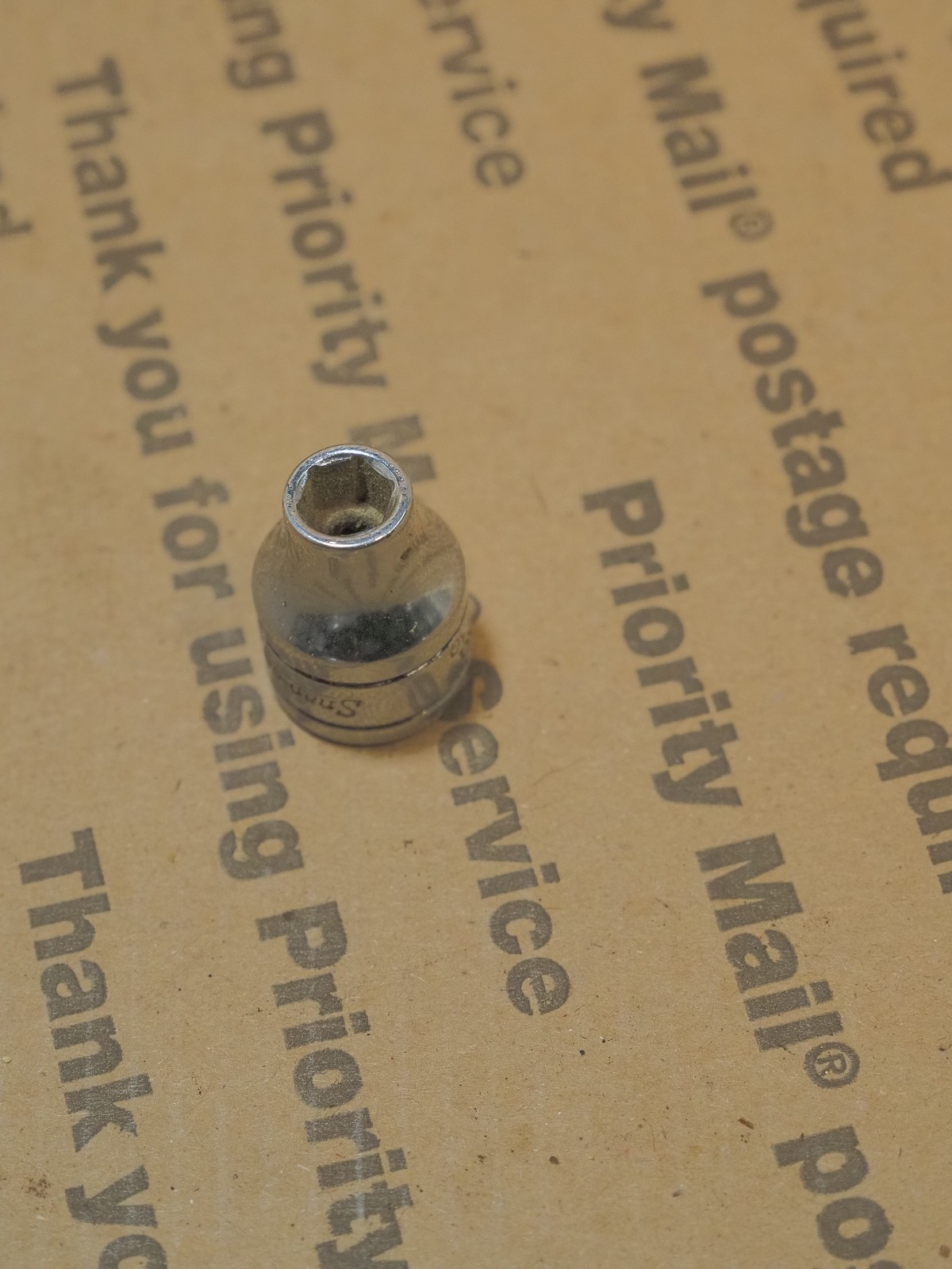 Snap-on USA F081 3/8″ Drive 1/4″ SAE 12 point Shallow Chrome Socket USED BX49