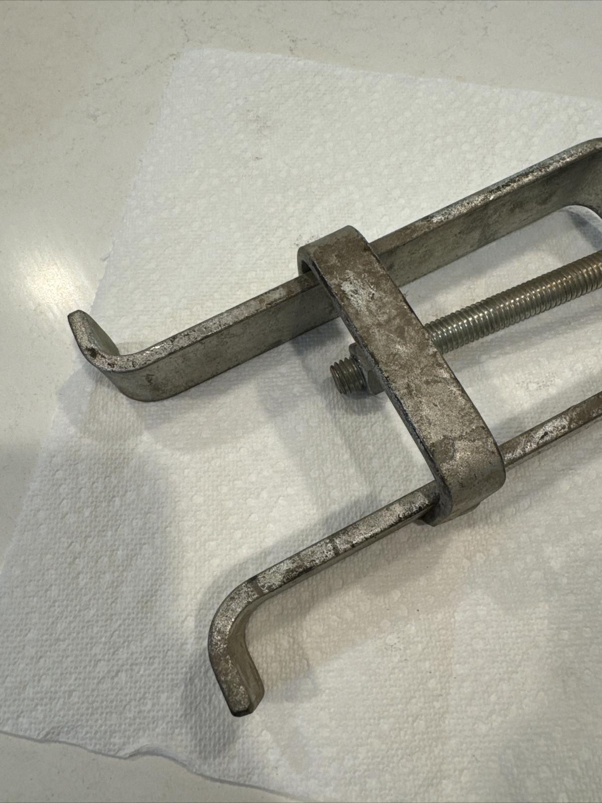 Kent Moore J-33367 Bearing Cup Puller Bridge Tool