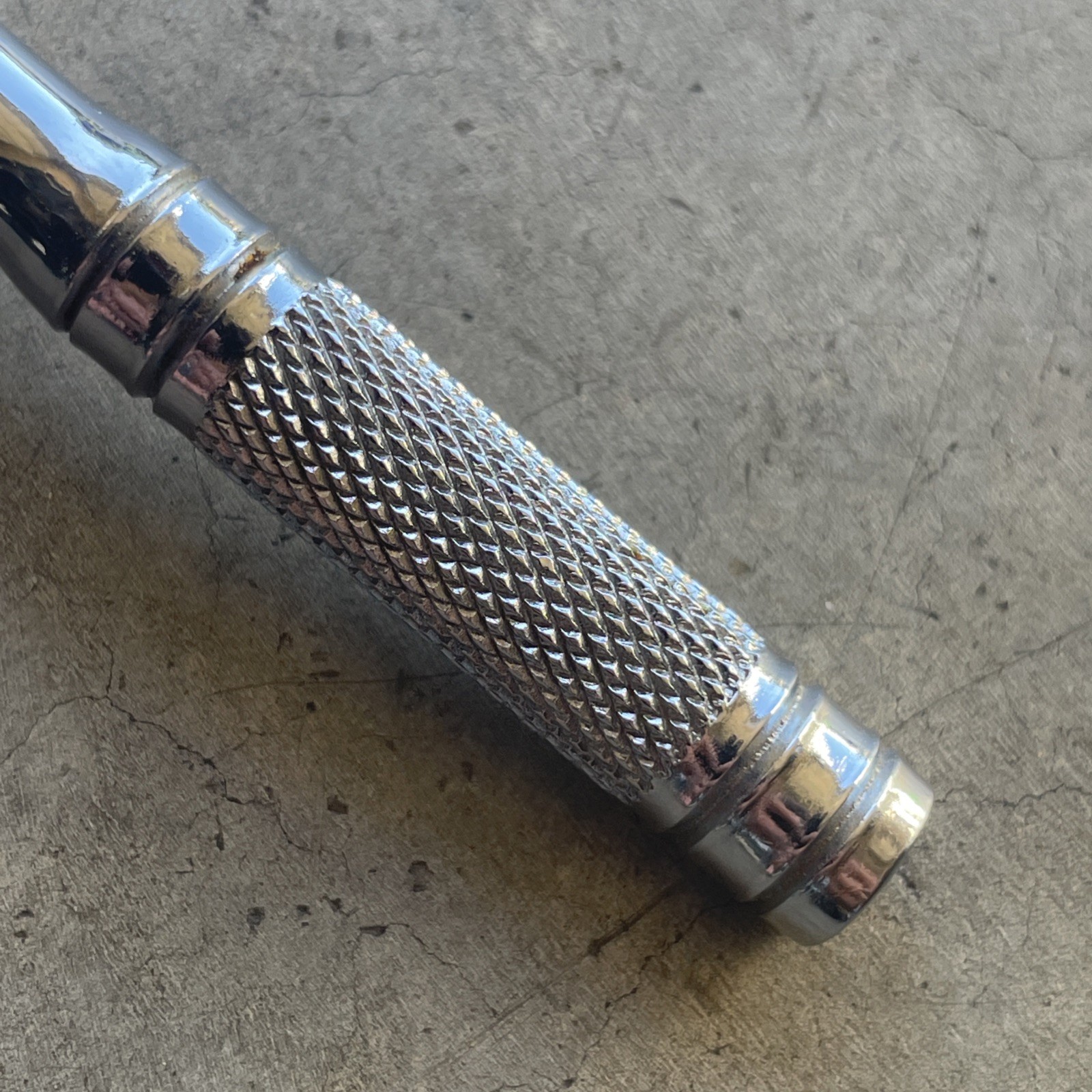 Blackhawk Tools 5″ Long Ratchet 1/4″ Drive W/ Thumb Wheel Knurled GW-9945A