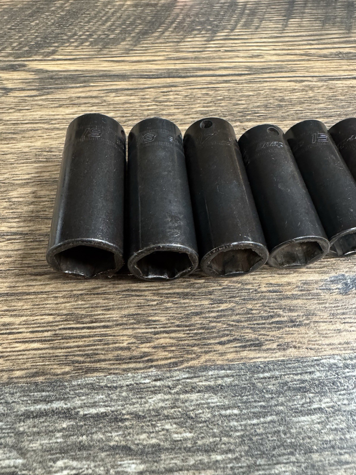 USED SNAP ON TOOLS 214SIMFMYA 3/8″ METRIC 6 PT DEEP IMPACT SOCKET SET 8-19mm