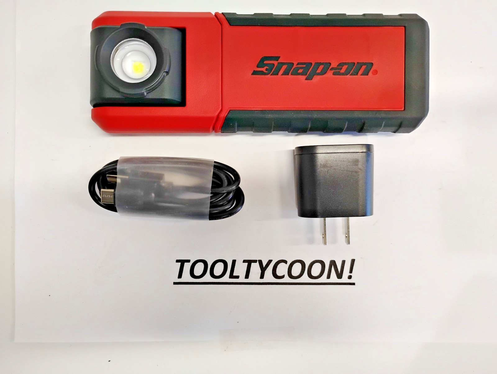 Snap-On Tools NEW ECARI052 Pivoting Head 400-500 LUMEN Lamp Rechargeable RED