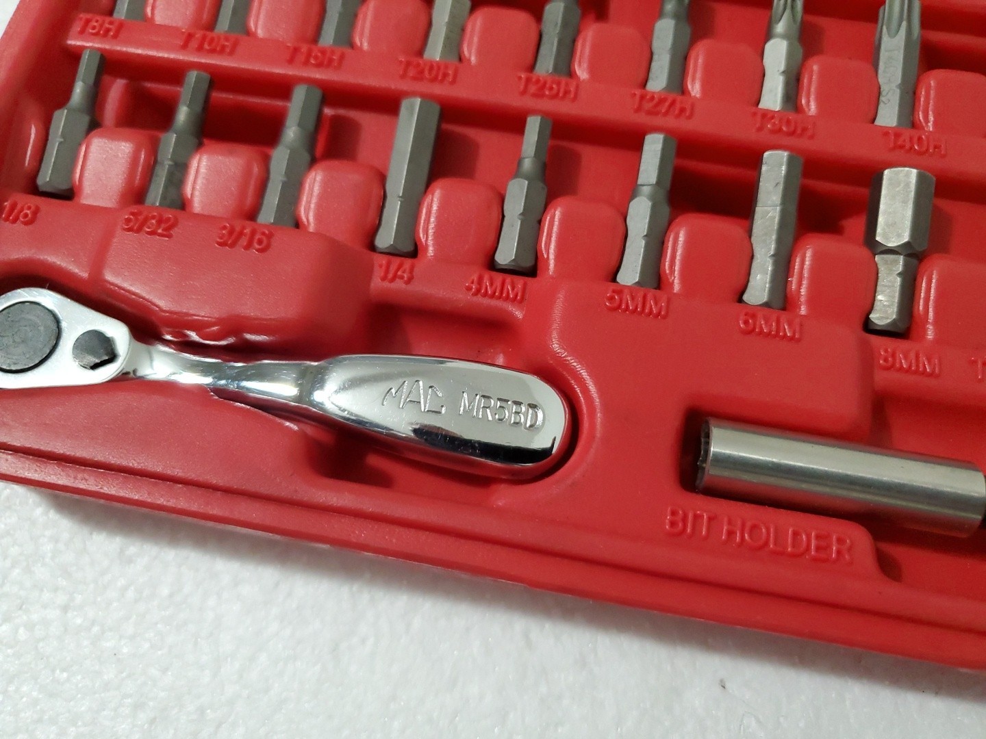 MAC TOOLS 44 pc Bit Set Torx, Phillips, etc w/ MR5BD Ratchet & Flex Extension