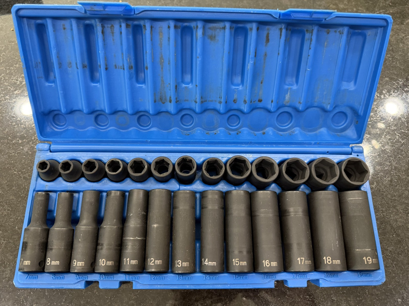 SP Tools 1226M 12-Piece 3/8″ Drive Metric Deep Impact Socket Set