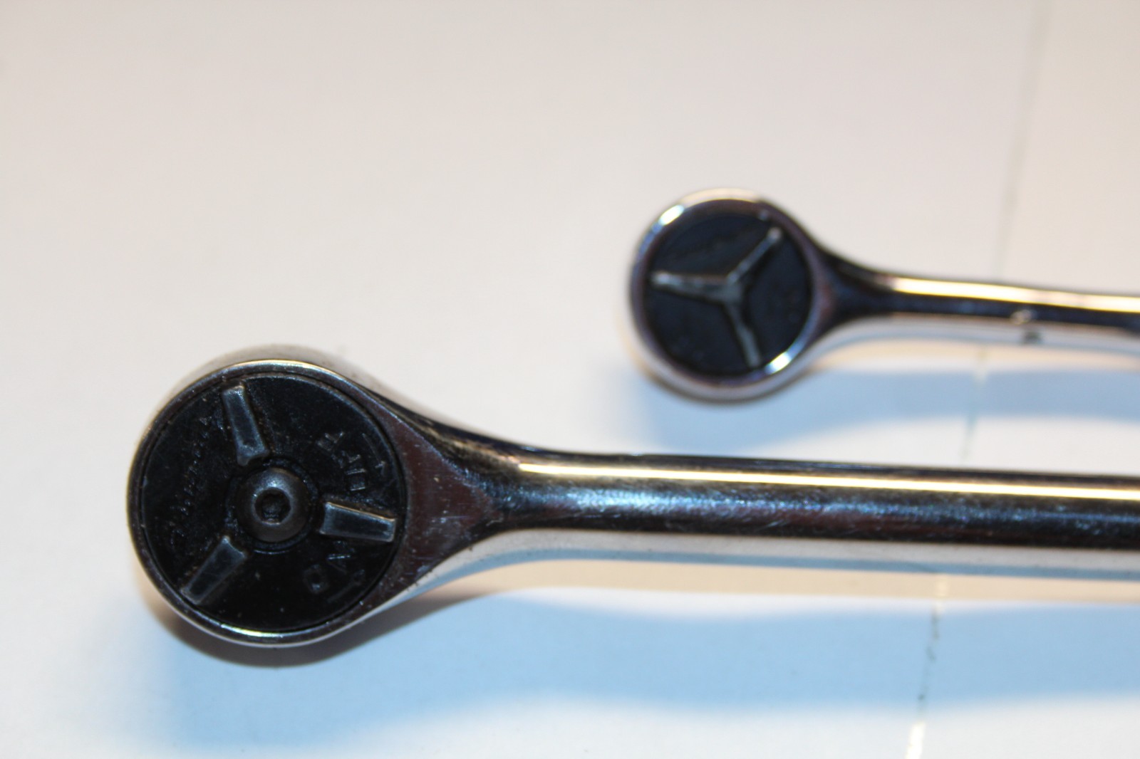 Snap-on TMK739 1/4″ Drive Stubby Ratchet & F872 3/8″ Drive Chrome Ratchet SET US