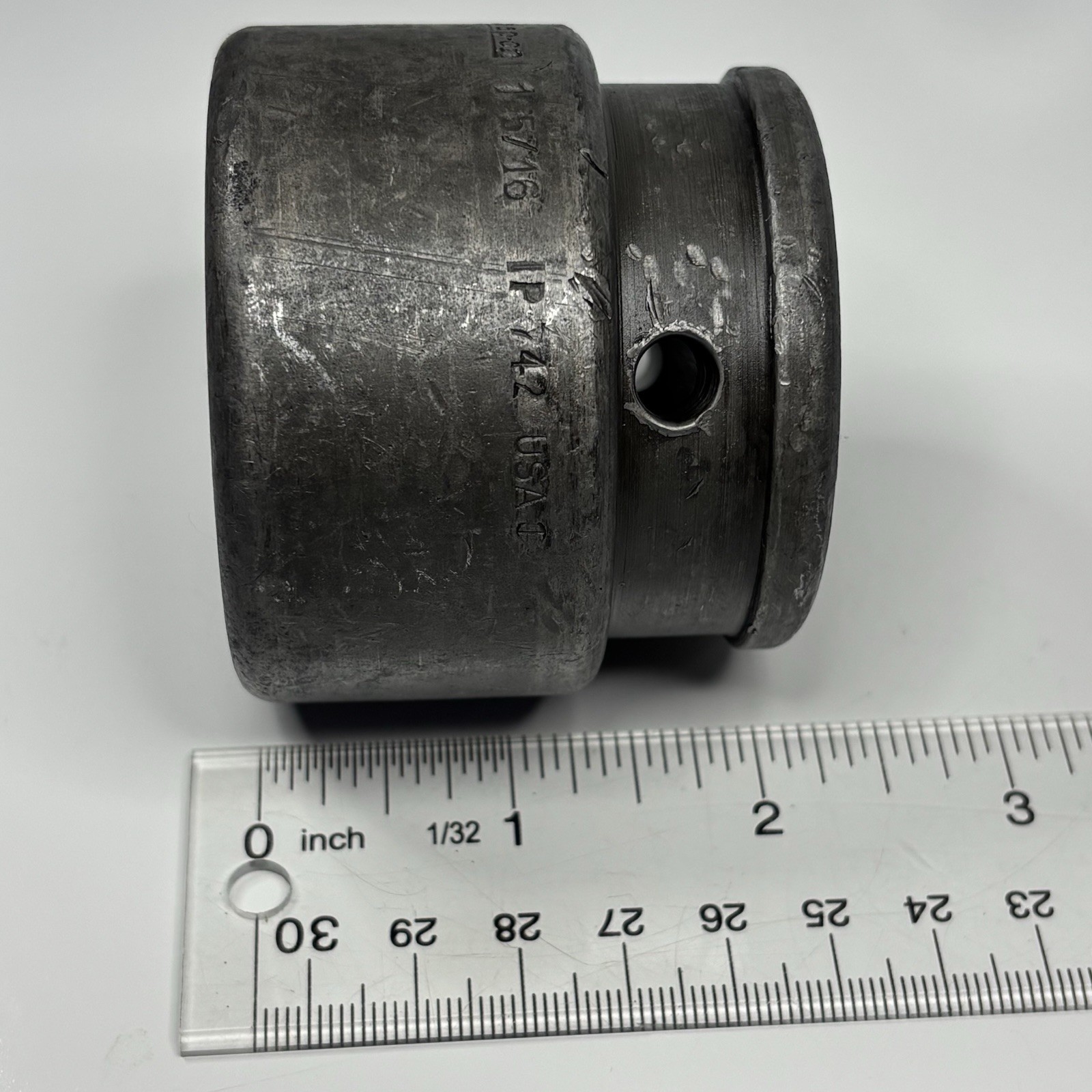 Snap On IP742 1” Drive 8 Point SAE 1-5/16 Shallow Double Square Impact Socket