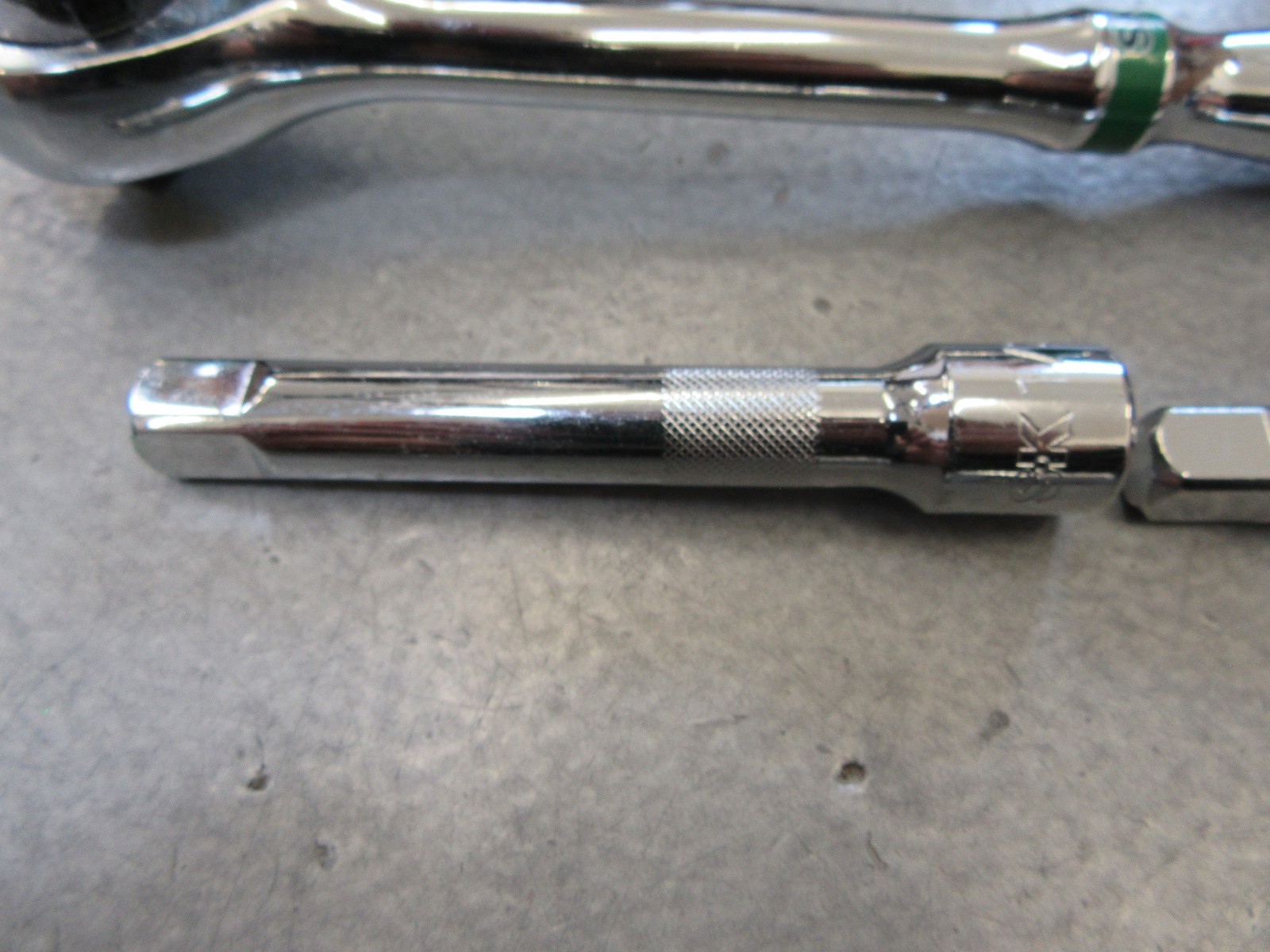 SK Professional Tools 216P 1/2″ Drive Ratchet w/ 3″ + 5″ Extensions & Swivel
