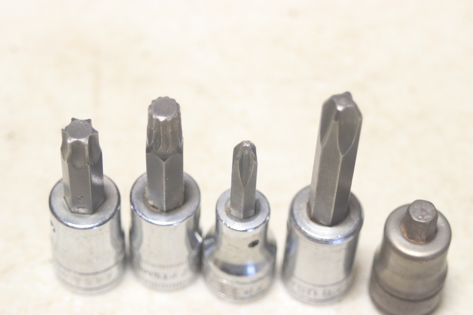 Lot of 10 Snap On 3/8 Inch Drive Torx Hex Screwdriver & Triple Square Bits