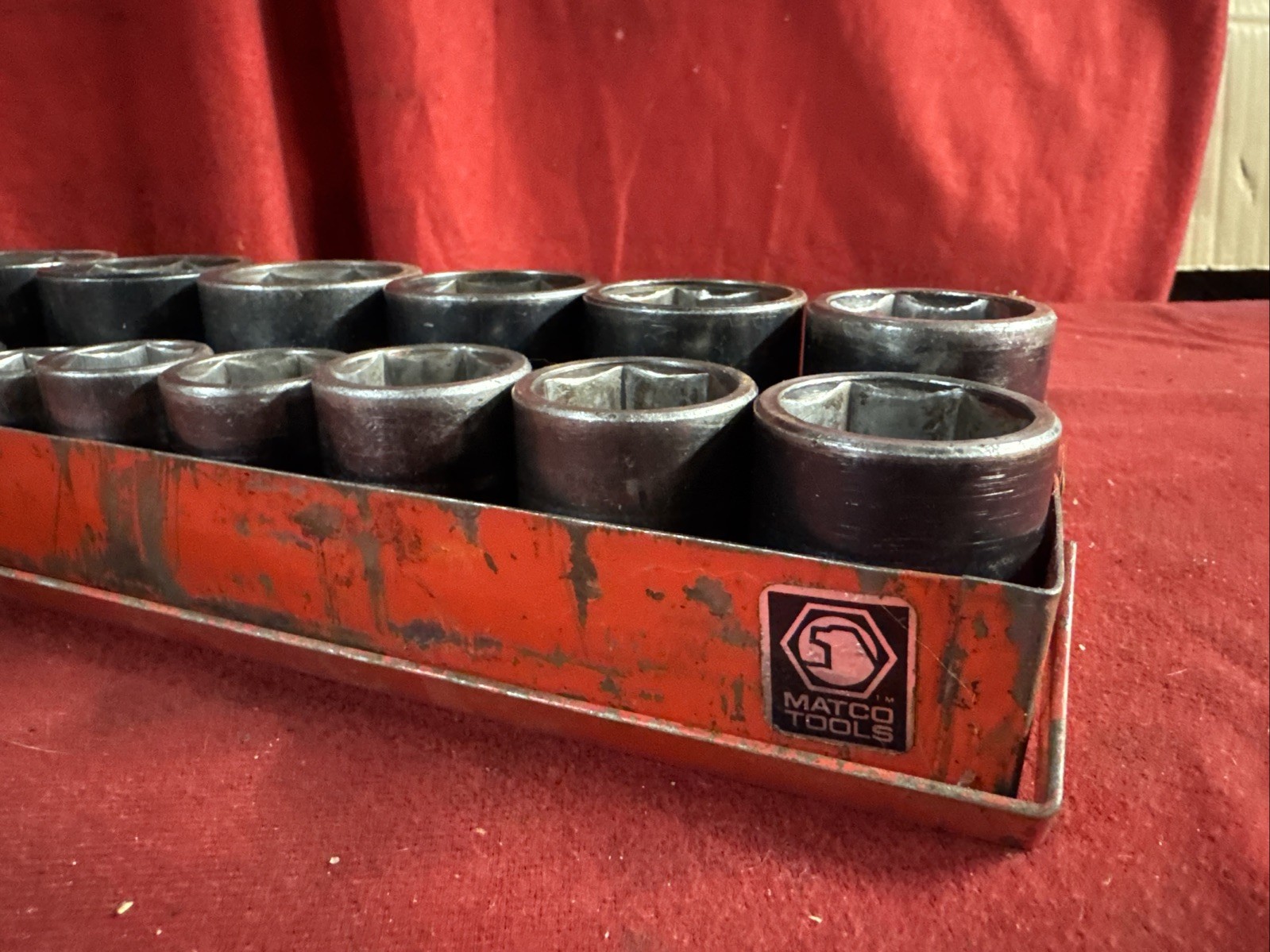 Matco 18 Piece 1/2″ Drive 6pt SAE Impact Short Socket Set 7/16 – 1-1/2 w/ Tray