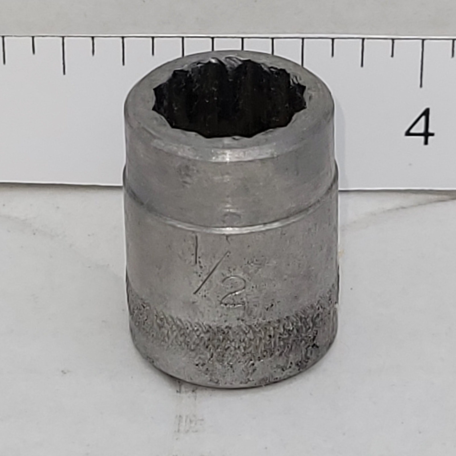 1/2″ Socket 12 Point or Spline Drive both ends