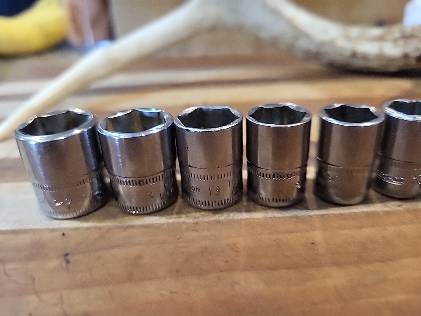 Snap On Tools 113TMMY 13 Pc. 1/4″ Dr. Metric 6 Pt. Shallow Socket Set 4-15mm