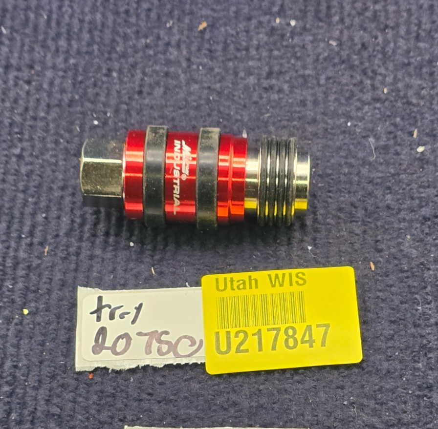 Milton Industrial 1/4″ Female NPT 5-in-1 Universal Safety Exhaust Air Coupler