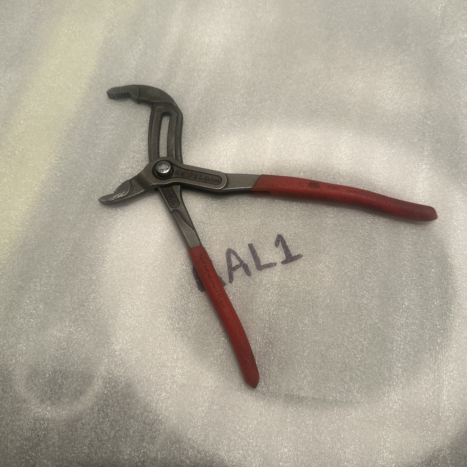Mac Tools P10C Cobra Self-Gripping 10in Pliers