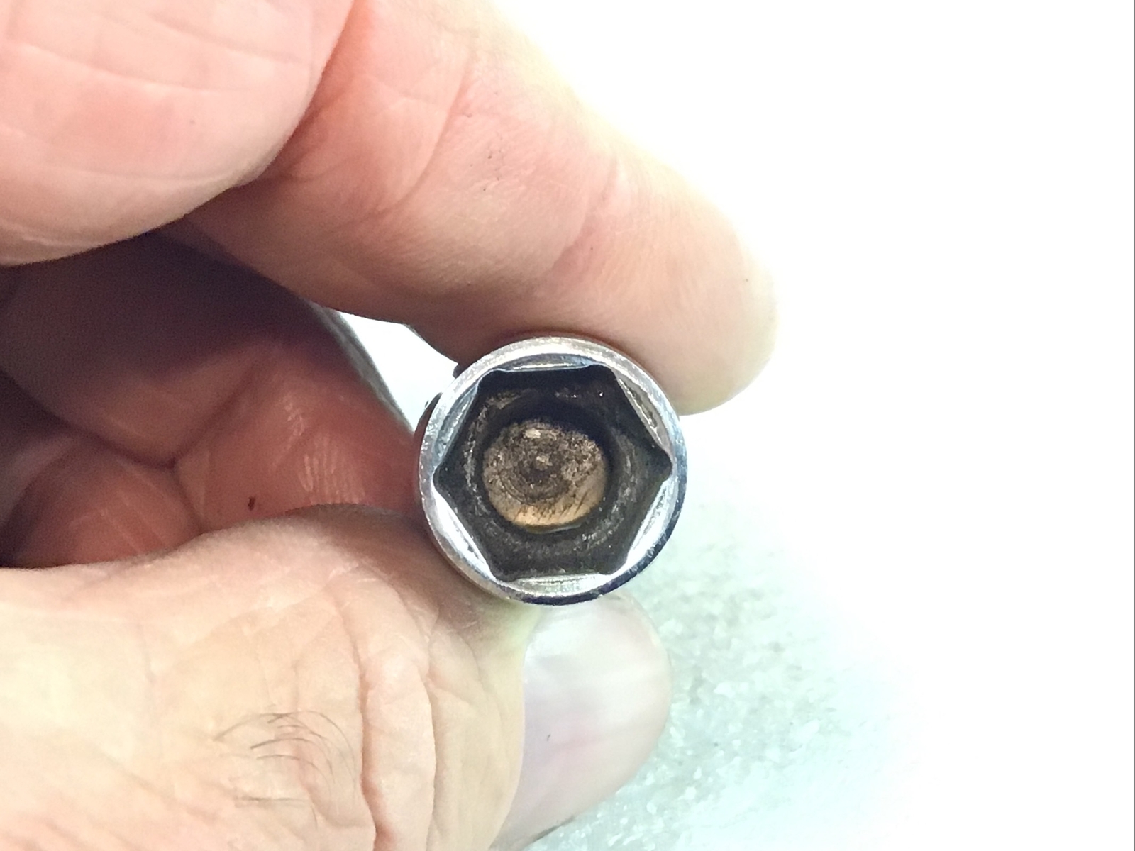 Snap On#FSUM12- 12 mm,Metric, Chrome, 3/8″Dr., 6Pt., Swivel,Universal Socket-USA