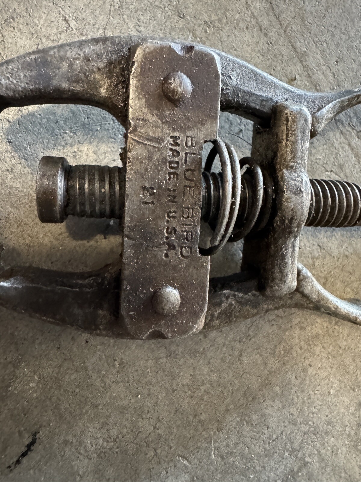 Blue Bird 21 Spring Loaded Battery Terminal Puller Extractor USA Made Vintage