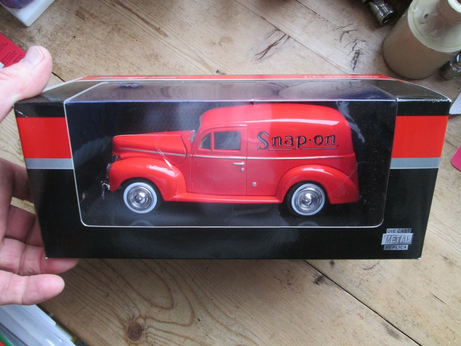 SNAP ON MODEL 1940 FORD CLASSIC RED NEW AND UNOPENED PREMIUM DIE CAST COLLECTORS