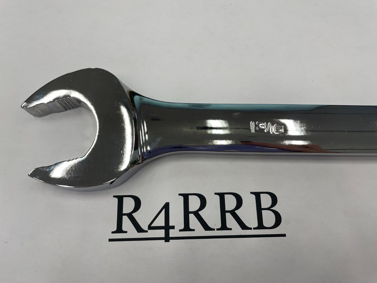 Snap-on Tools USA NEW 1-3/16″ SAE 12 Point Flank Drive PLUS Combo Wrench SOEX38