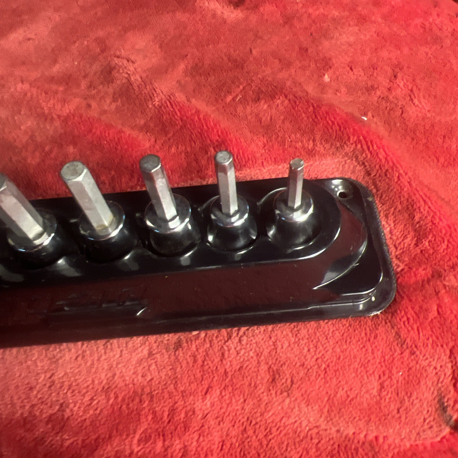Snap-On USA 7 Piece 3/8″ Drive Metric 4 – 10mm Hex Allen Bit Socket Set 207EFAMY