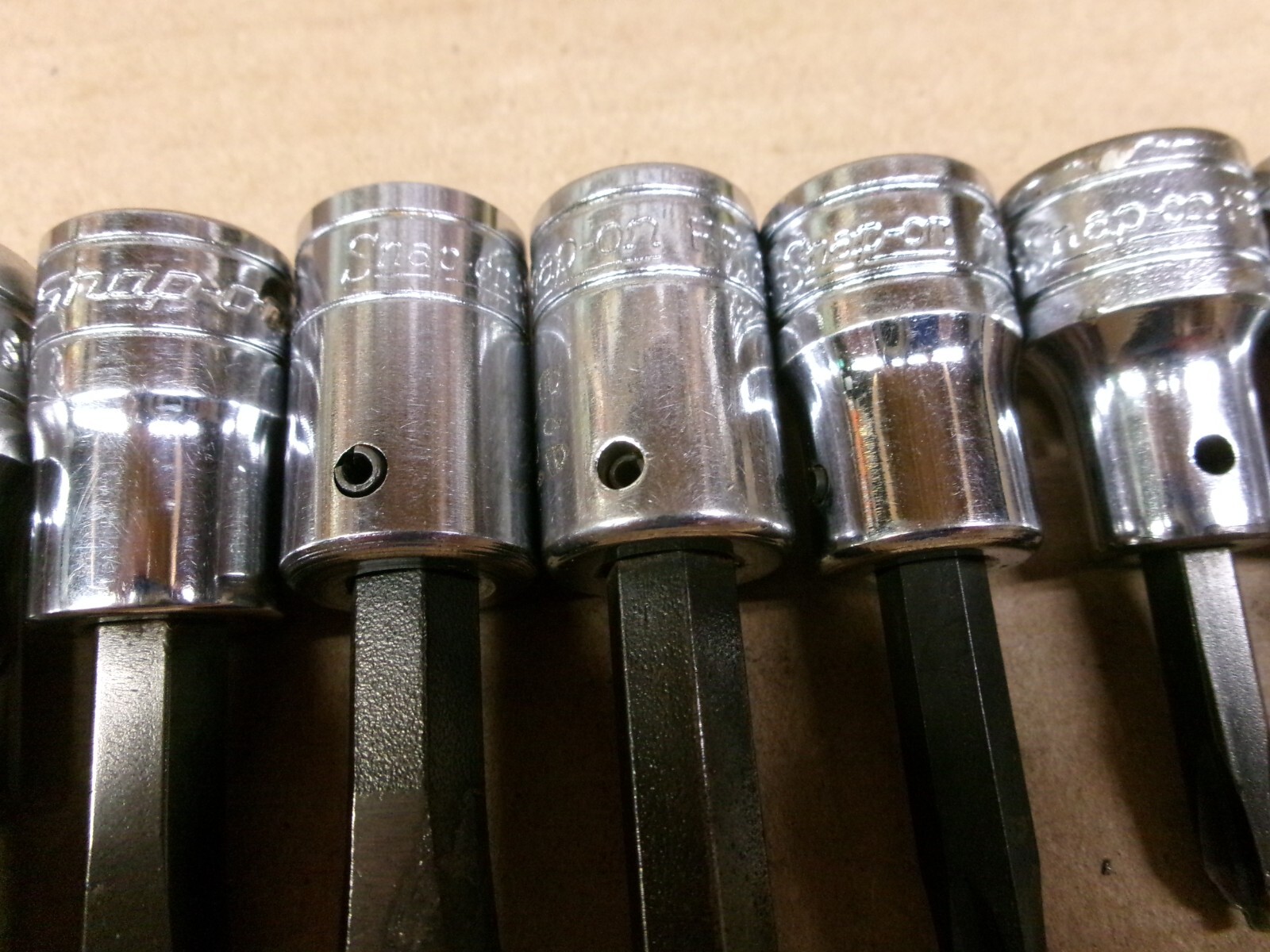 Snap On USA 3/8″ drive 10-Piece Phillips and Flat Tip Socket Set / Lot