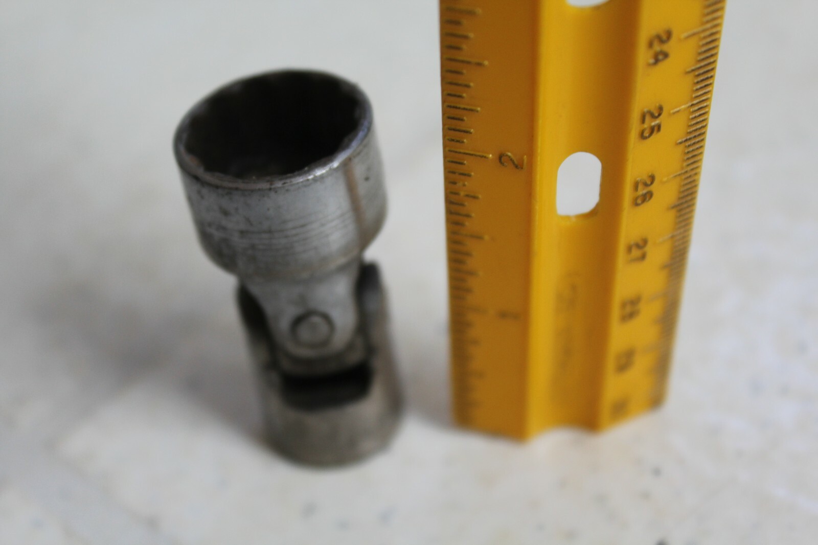 Snap-on FVU22 11/16″ Swivel Socket 3/8″ Drive 12 Point