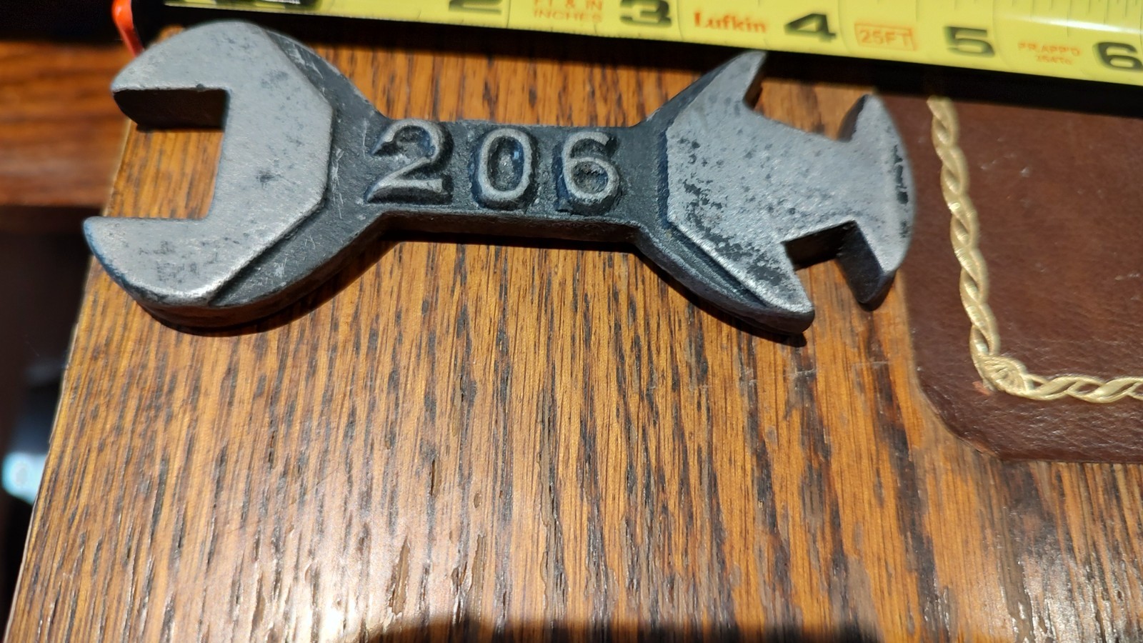 small square nut wrench 206 (unbranded) 4 inch long