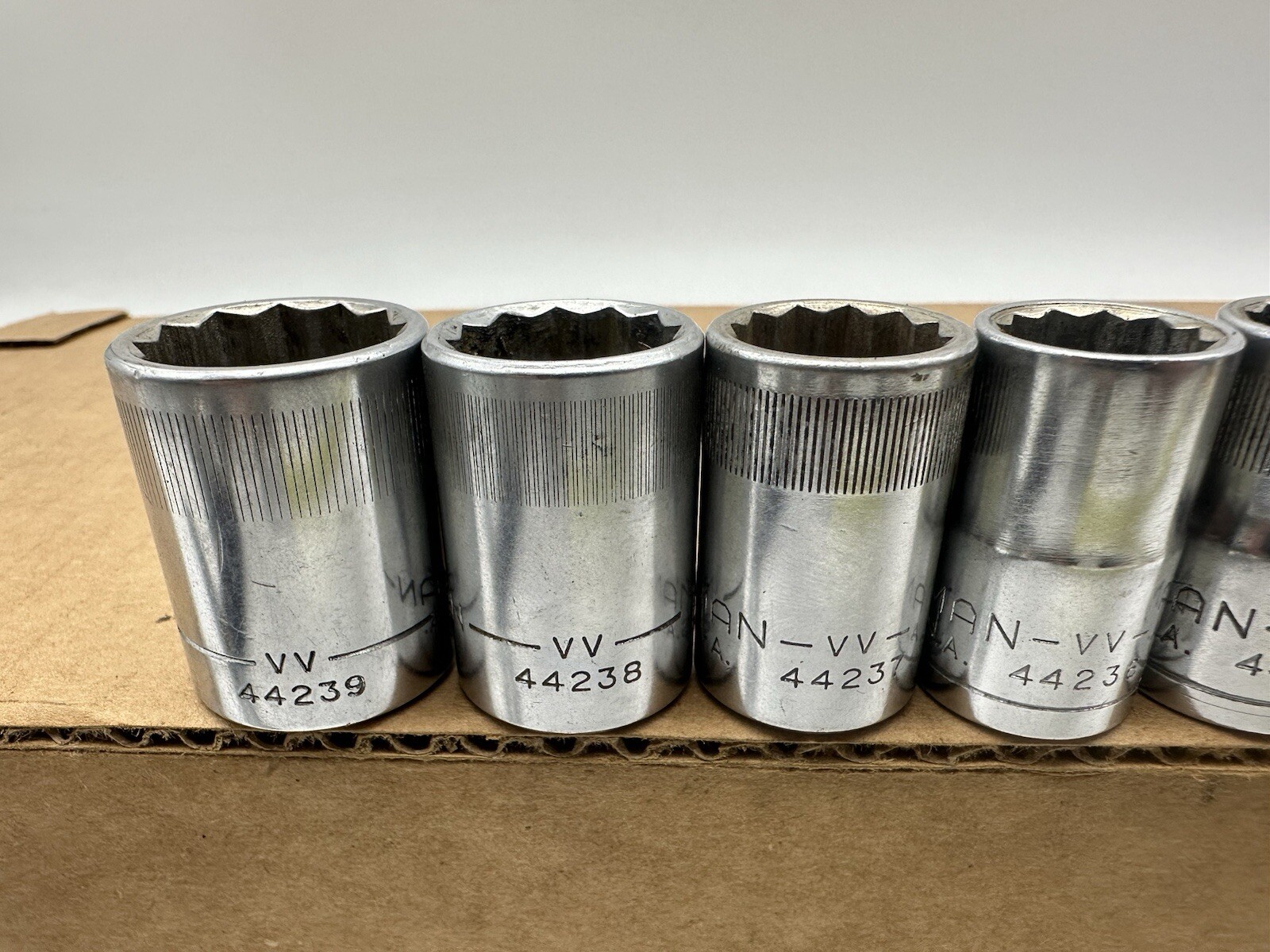 CRAFTSMAN 6pc SOCKET SET 22MM-19-17-15-14-13 1/2″ DR 12.PT – VV Series USA MADE
