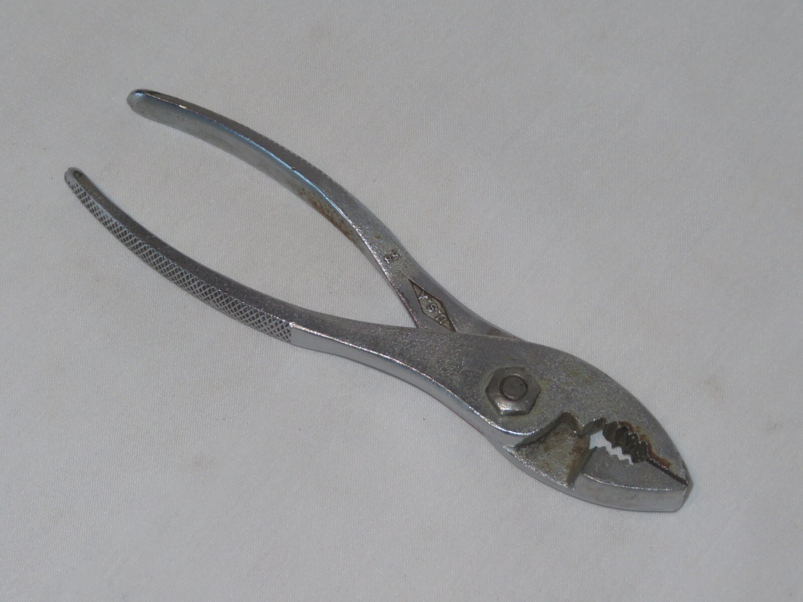 Diamond Tools K36 ~ 6.5” Slip Joint Pliers w/ Horseshoe Logo – Made In USA