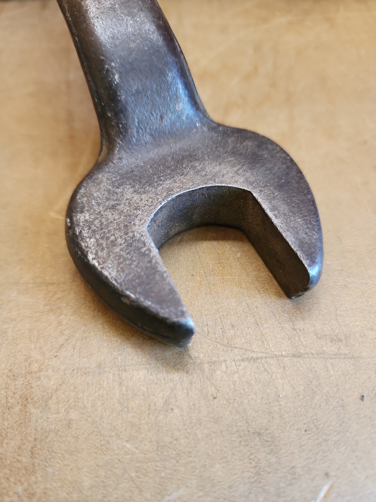 Vintage Fairmount 1-1/16″ Wrench Open End Spud Tip Offset #907 USA
