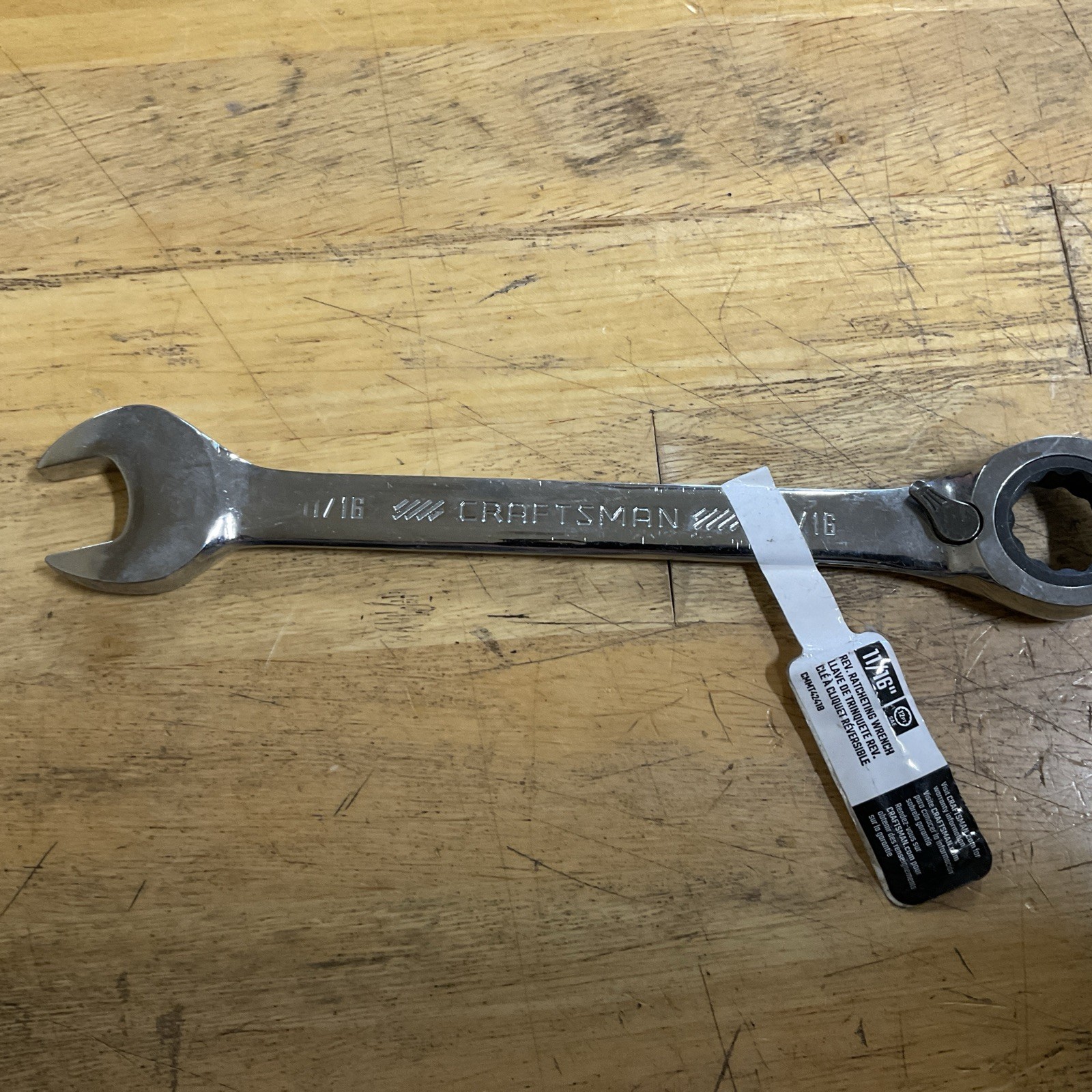 Craftsman 11/16-in Standard (SAE) Reversible Ratchet Wrench Cmmt 42418