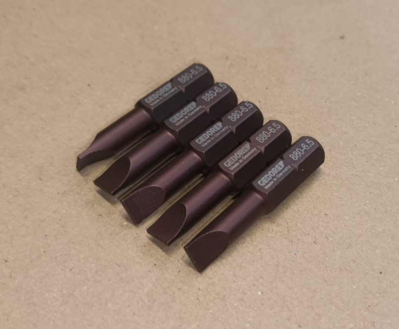 (5 pack) GEDORE 880 6.5mm Flat Slotted 5/16″ Drive Screwdriver Bit Red Finish