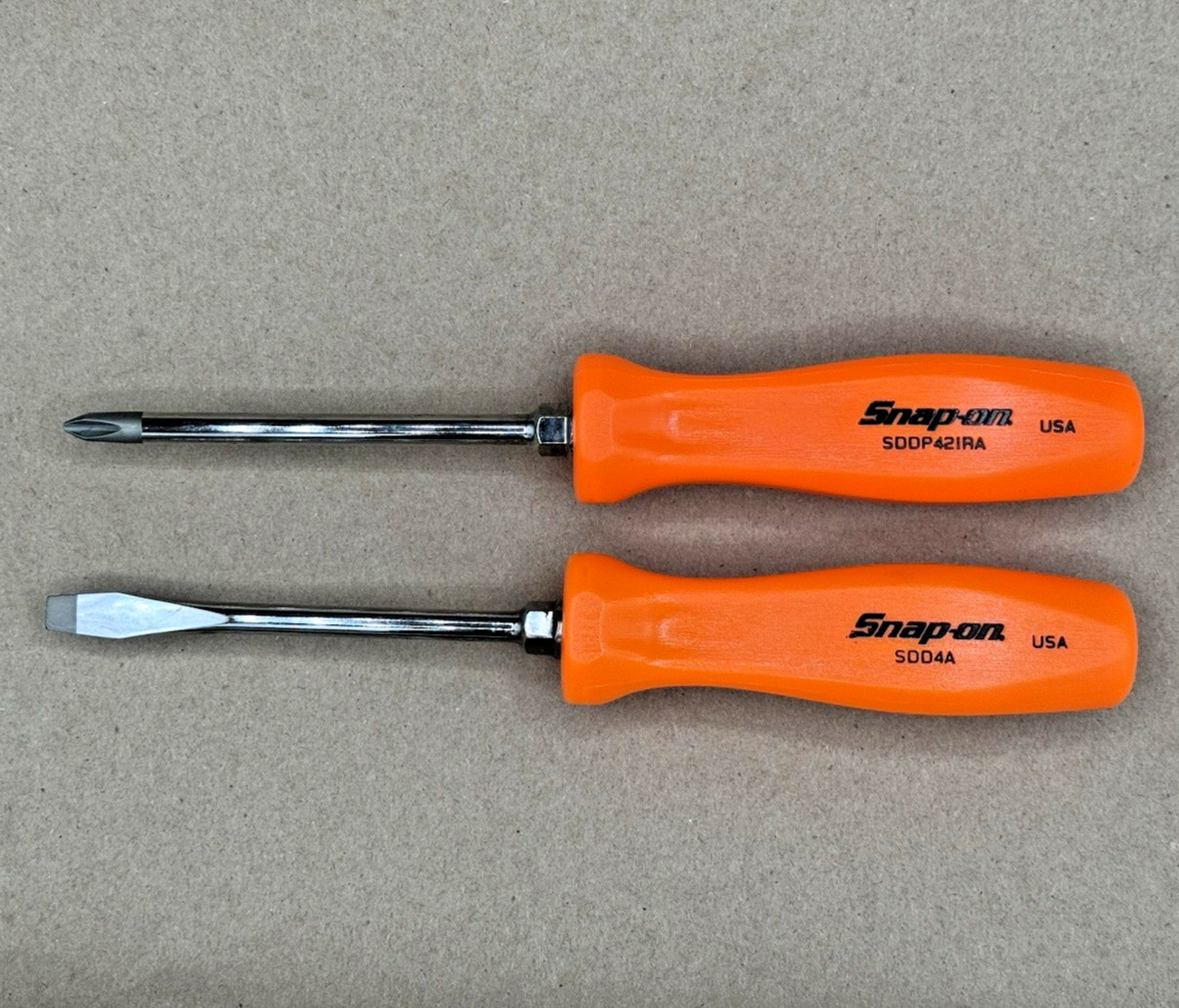 Snap-on Tools USA Orange Hard Handle Flat Phillips Screwdriver Set – New