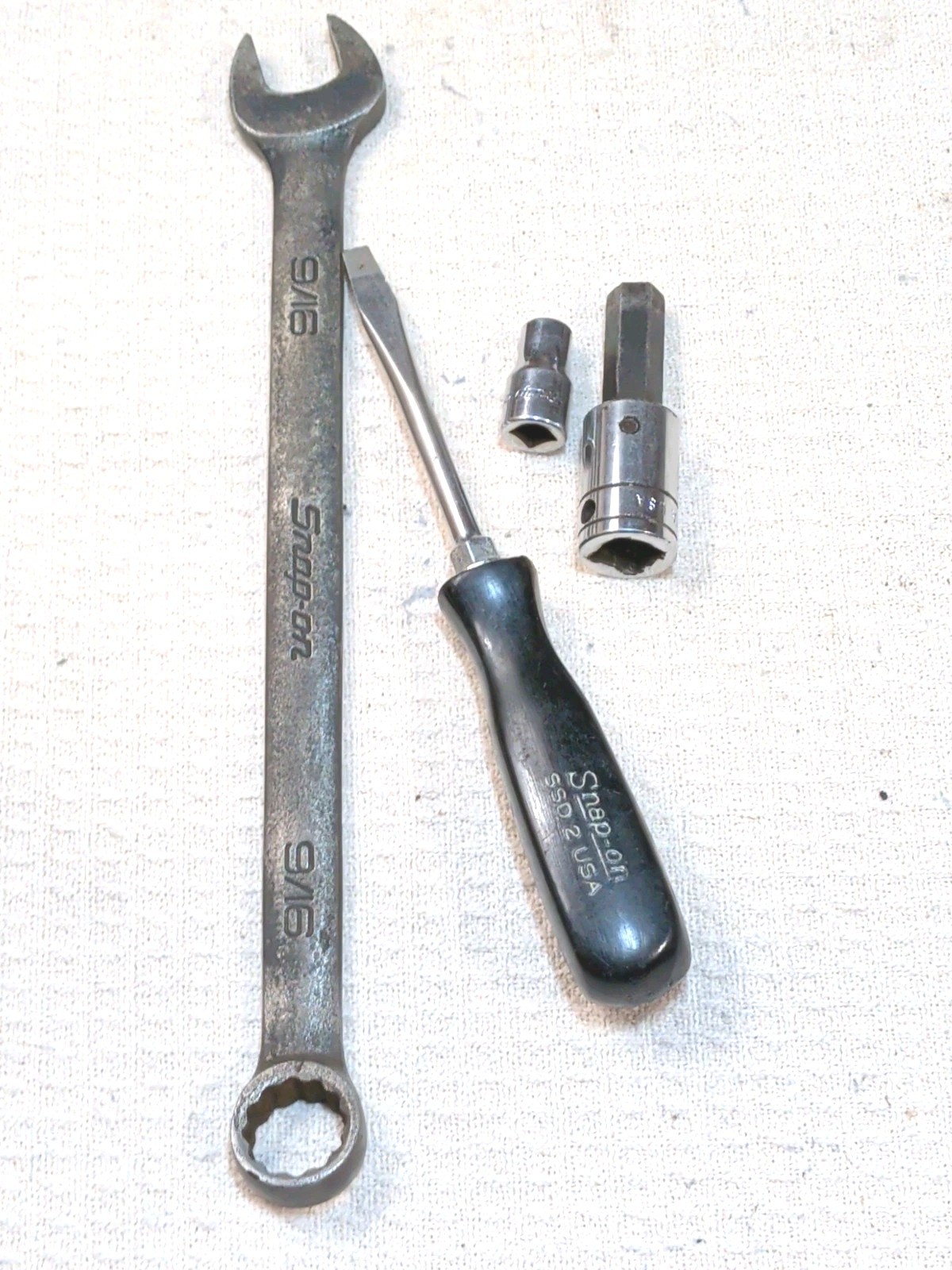 Snap-on Tools Mixed Lot (4 Items) Screwdriver Wrench Sockets Ssd2,Goex18b, Fa12