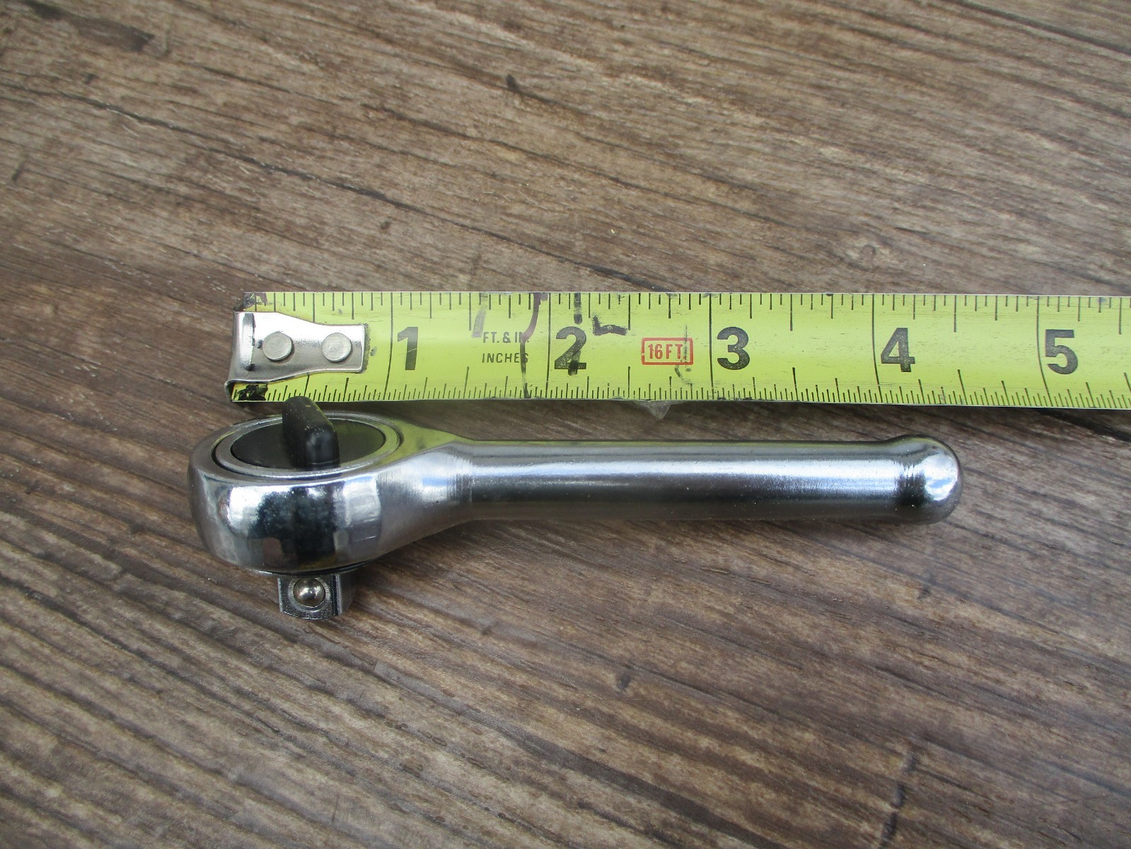 Vintage Stubby 3/8″ Drive Ratchet