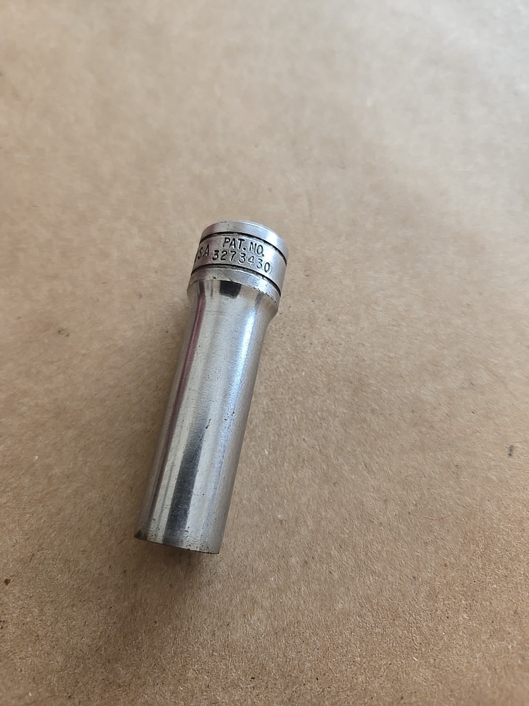Snap On 3/8″ Drive 3/8″ 12PT SAE Deep Chrome Socket Worn SF121