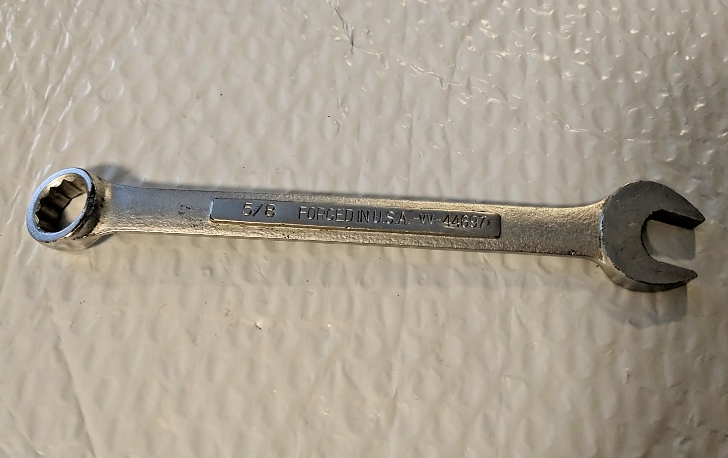 CRAFTSMAN TOOLS USA VV44697, 5/8″ COMBINATION WRENCH, 7.75″ LONG, 12 POINT.