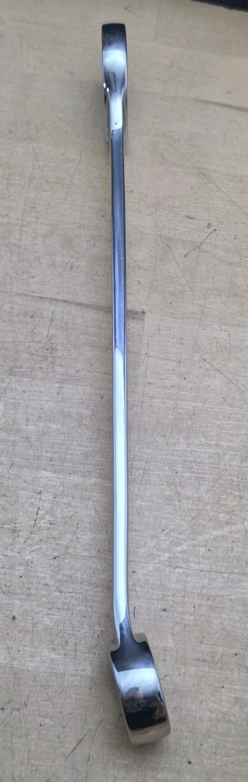 MAC Tools CW32 – 1″ Standard Handle 12Pt Chrome Combination Wrench Nice