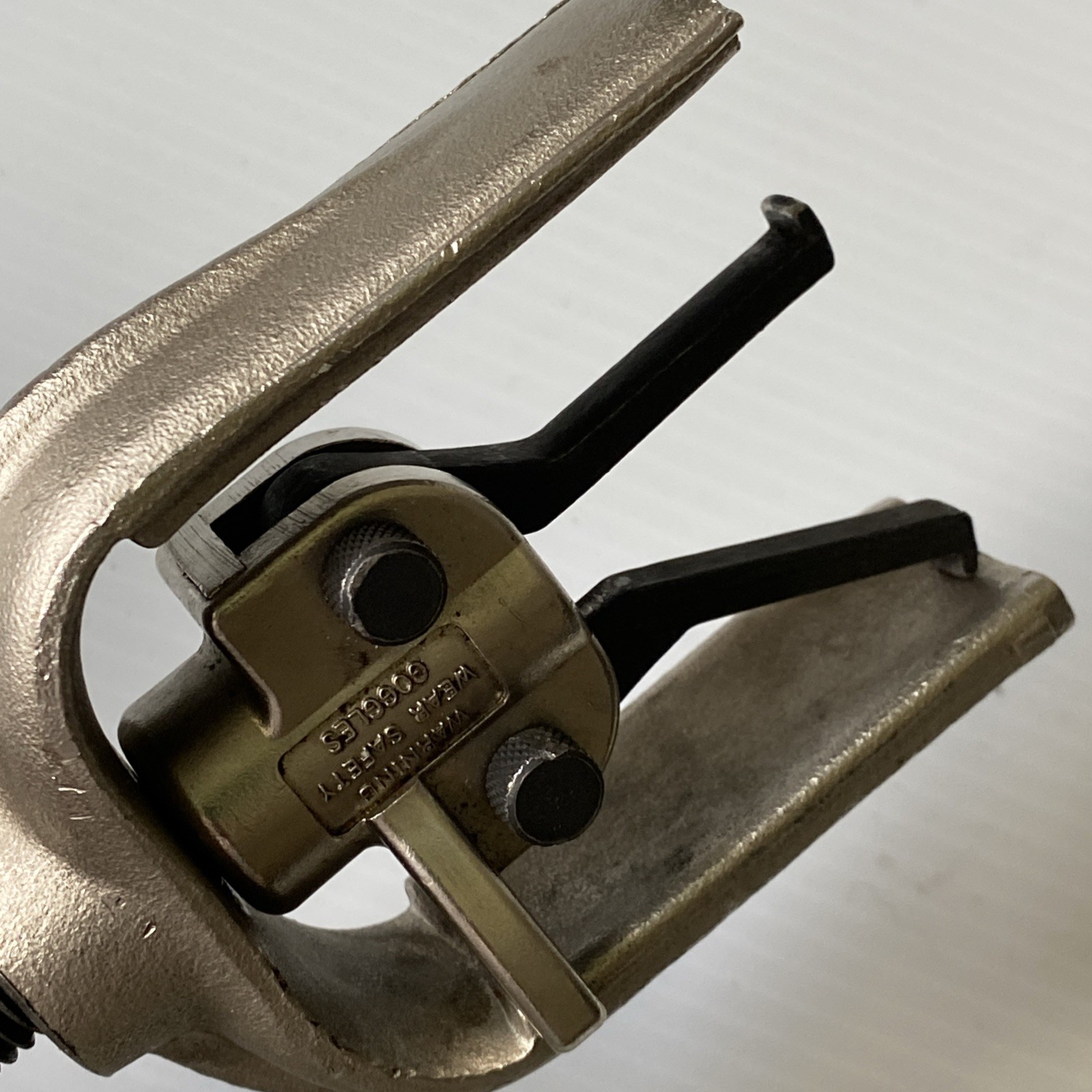 Snap-on A78 Pilot Bearing & Small Bushing Puller Remover Tool 2″ Jaw USA