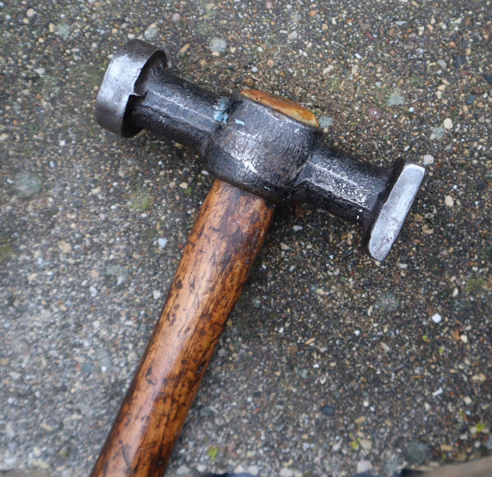 Vintage Hand Planishing Hammer – Automotive Body Work Hammer 11.5″; 14 Oz.