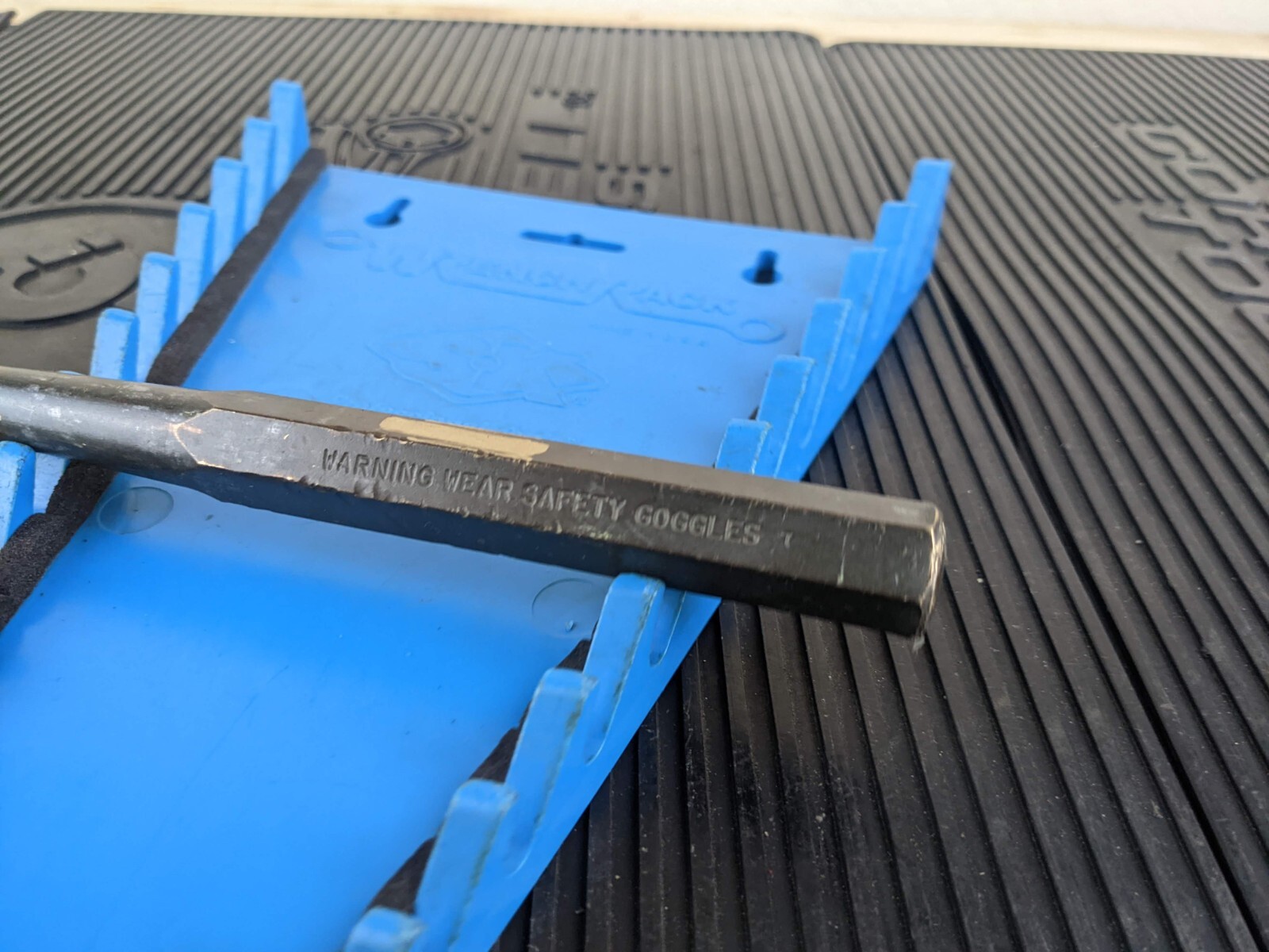 #au296 Snap-On Brass Punch 8″ PPB1001