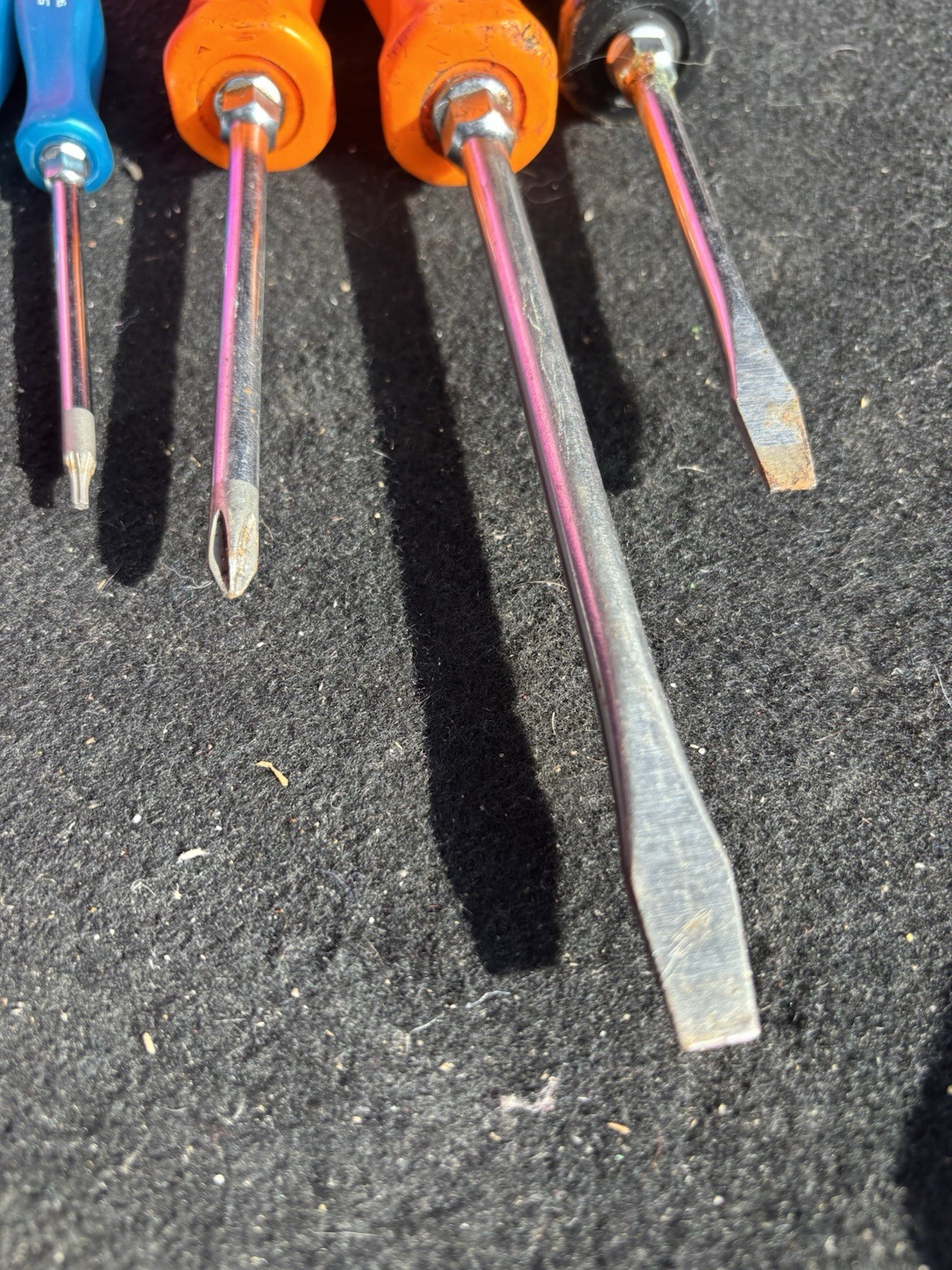 Snap On Tools Screwdrivers A Lot 5 Screwdrivers SDT SSD6 SSD4 Used Condition!