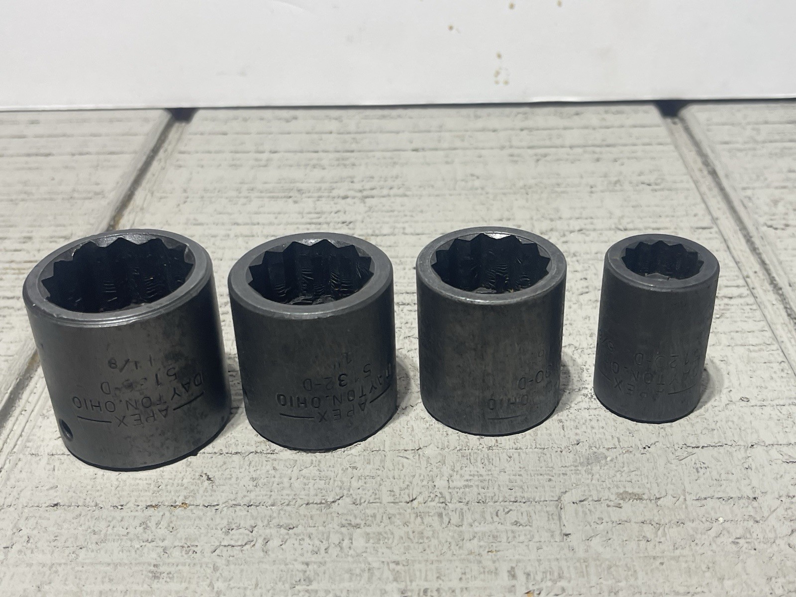 MADE USA – VINTAGE APEX (DAYTON OHIO) LOT OF 4 IMPACT SOCKETS AND SWIVEL ADAPTER