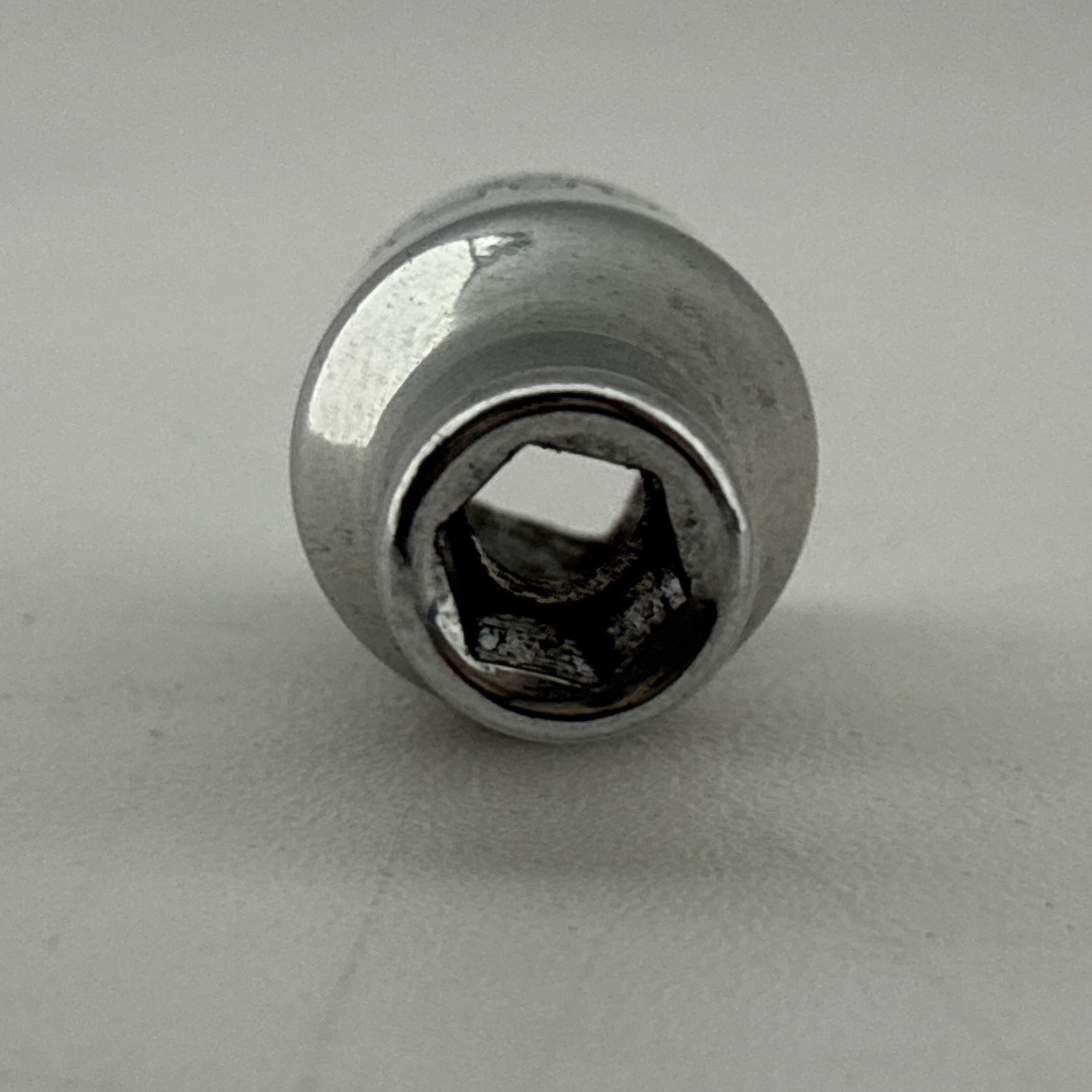 Vintage Craftsman EE-43505 1/4″ Drive 4mm 6 Point Shallow Socket USA