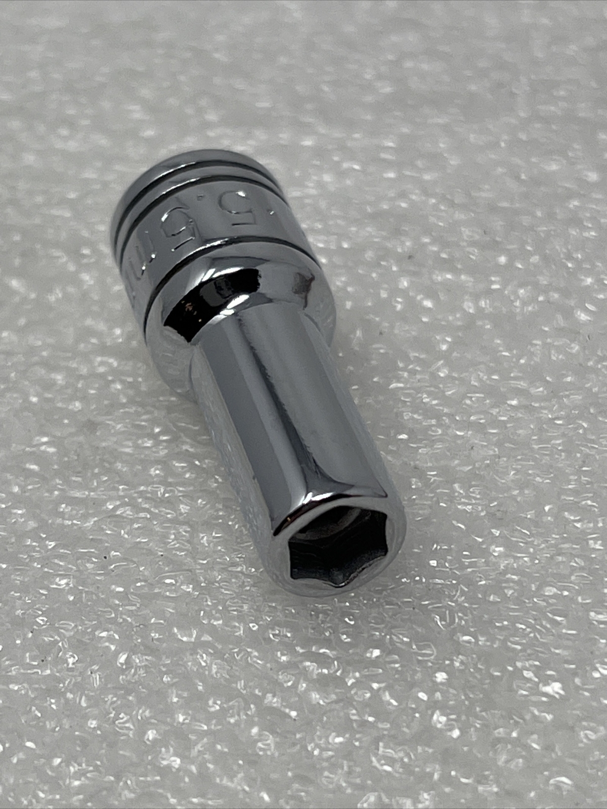5.5mm SK Hand Tools 1/4″ Drive, 6 Point, Semi-Deep Metric Chrome Socket, 41675