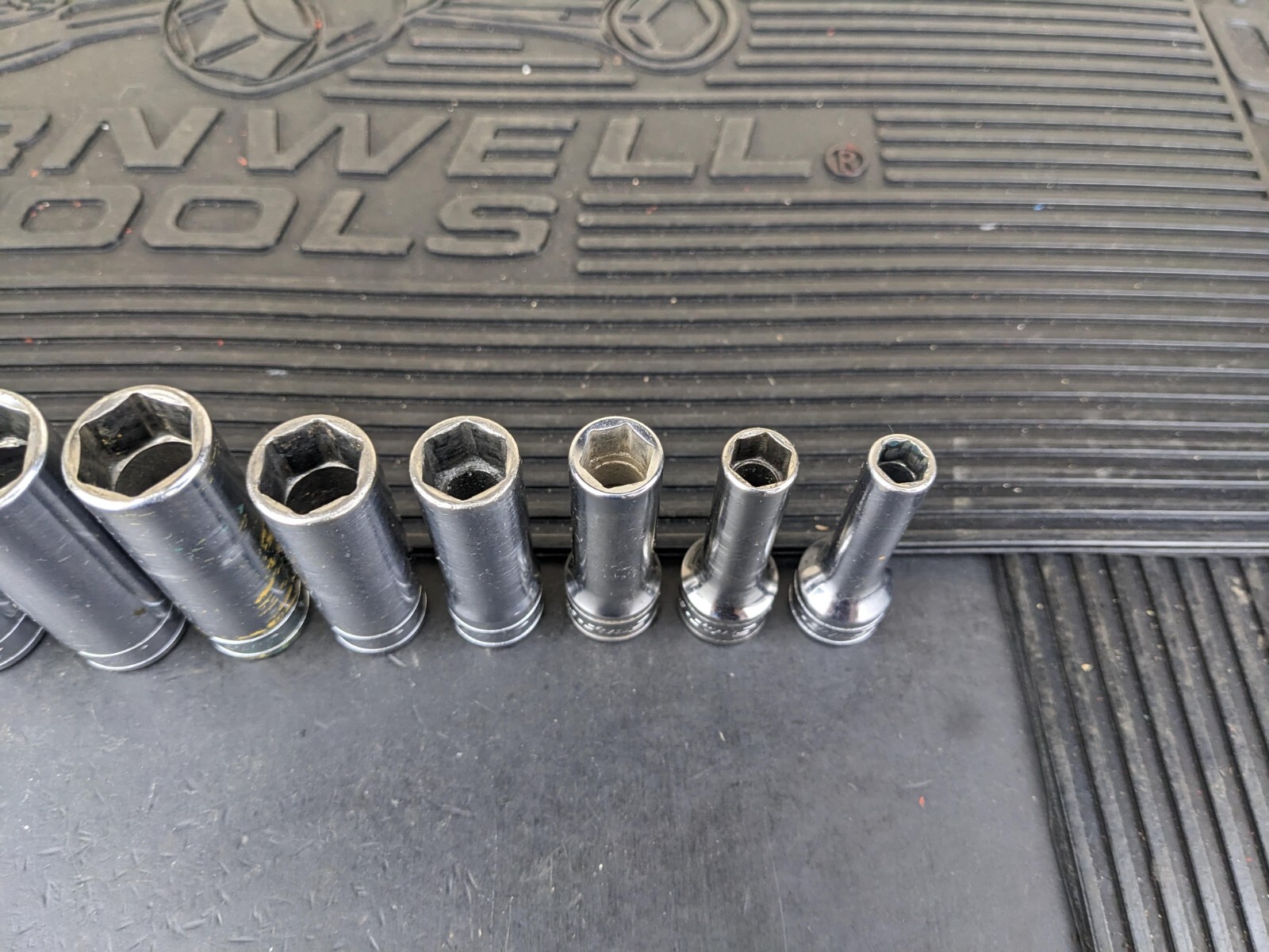 #bb702 Snap-On Tools Socket Set 211SFSY 3/8″ drive 6 Point Deep 1/4″ to 7/8″
