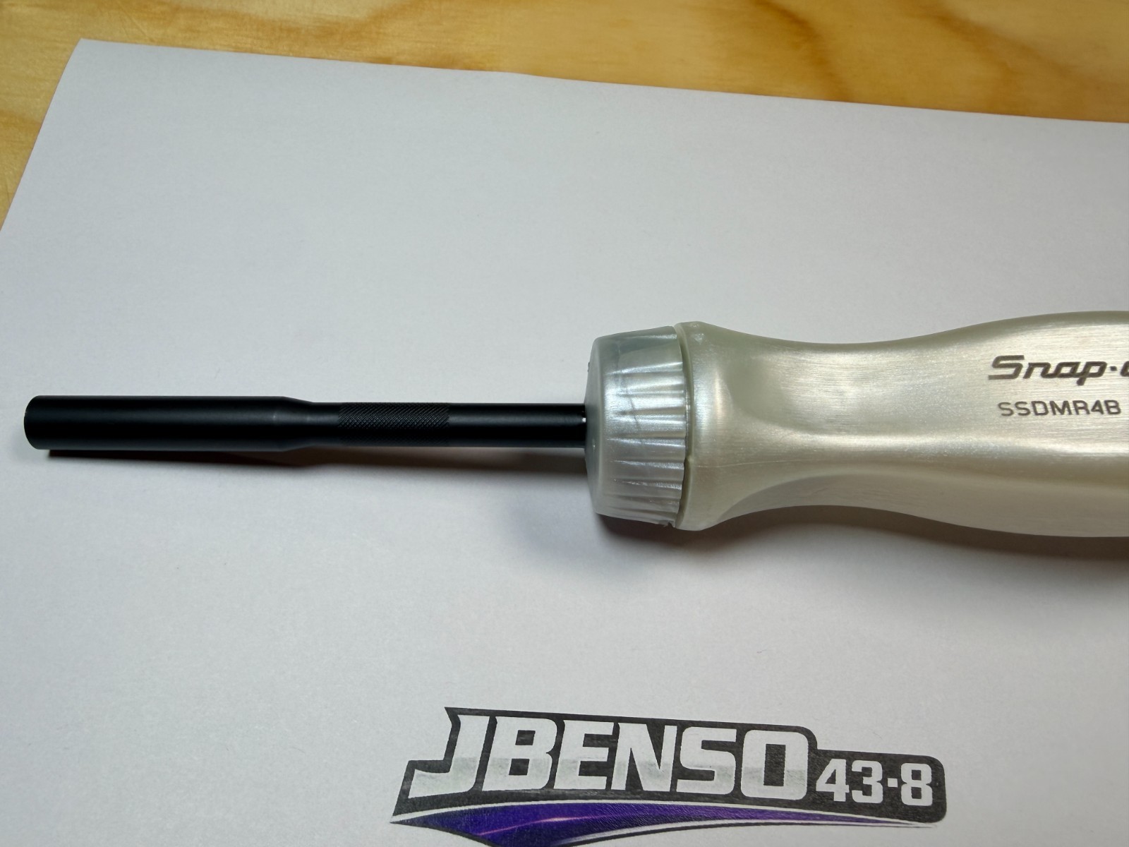 Snap-on Tools NEW PEARL WHITE Ratcheting Screwdriver w/ Black Shaft SSDMR4BPW