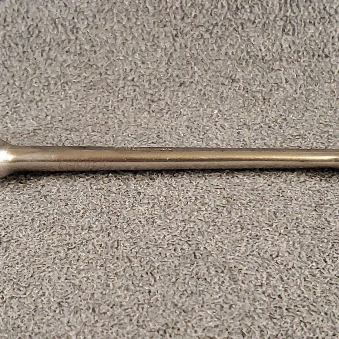 Champion CT-405 Plug-Master 3/8 Drive Flex Head Ratchet