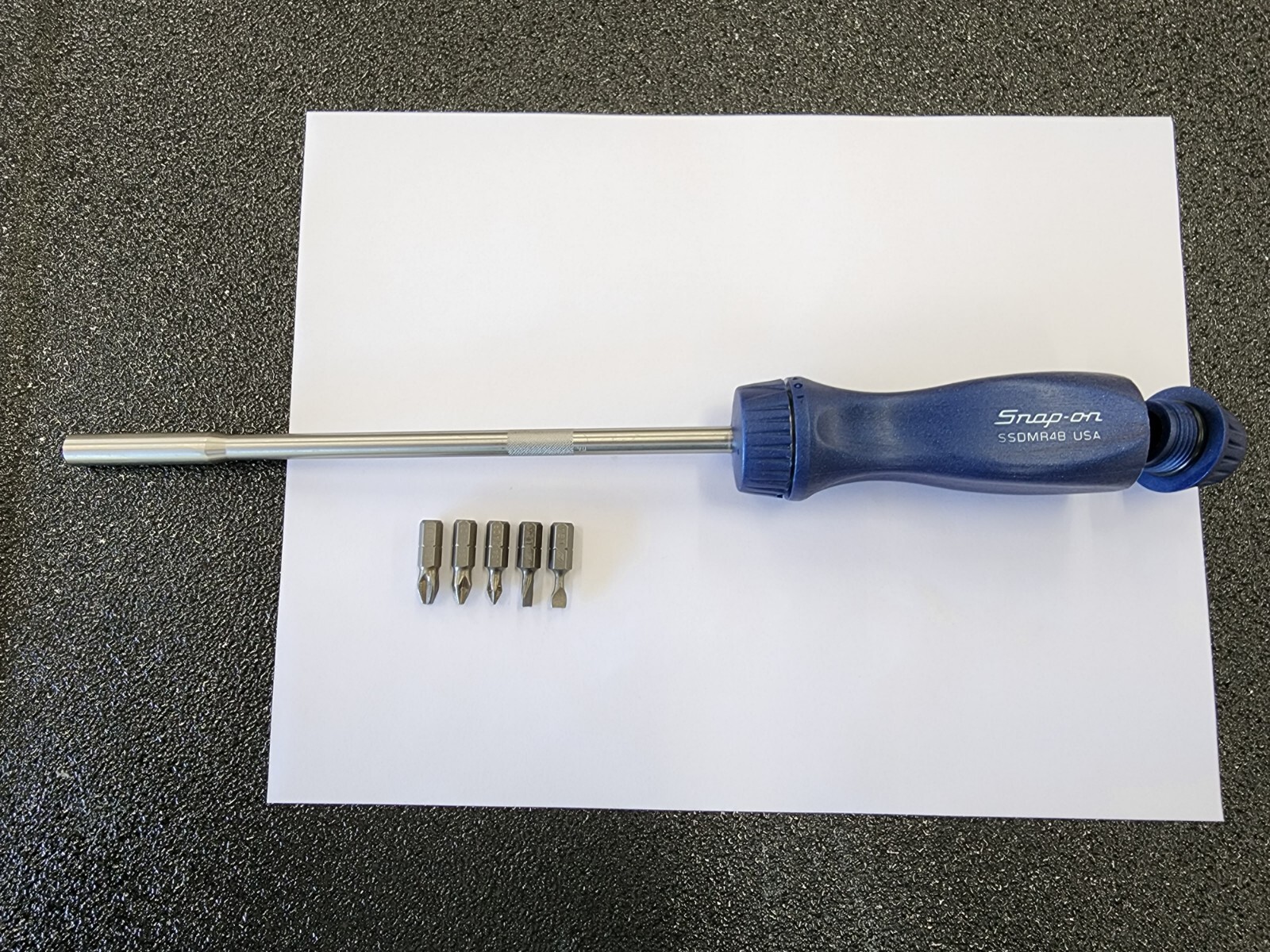 Snap-on Tools NEW POWER BLUE Hard Grip 8″ Shaft Ratcheting Screwdriver SSDMR8AMB