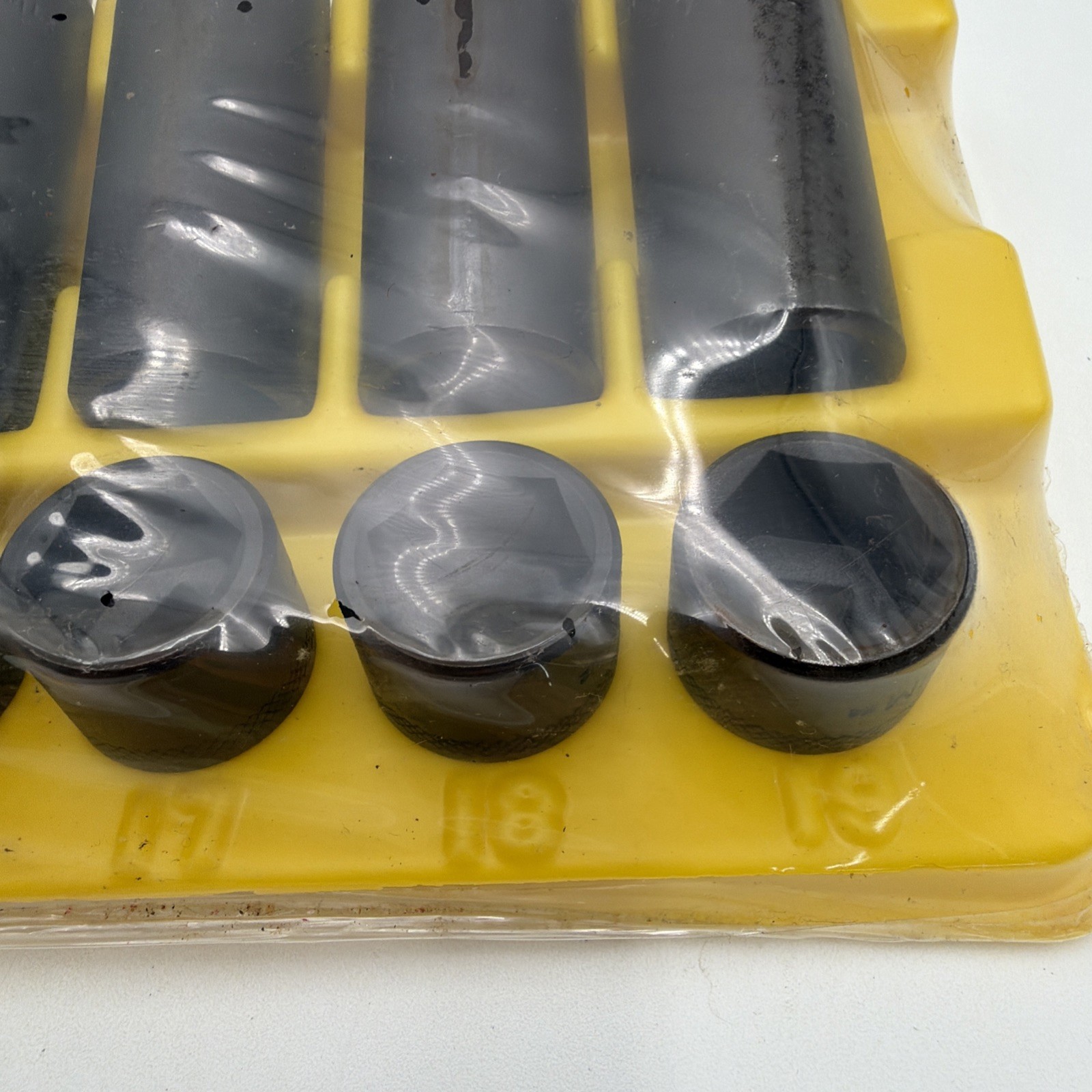 New Mac Tools SXPM206PTR 20pc 3/8″ Mac Drive Metric Impact Socket Set 10-19mm